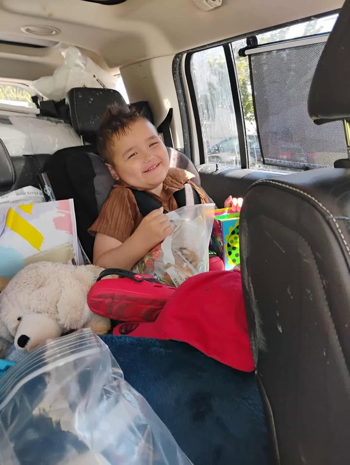 564704851_1351168503269836_7749435489967286311_n